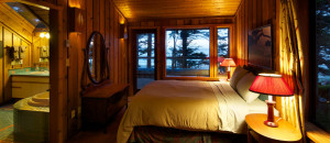 Bedroom at Ch-ahayis Beach House in Tofino